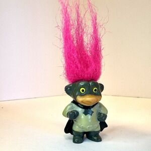 Vintage‎ BATMAN SUPERHERO Troll Doll Pink Hair 1 3/4" Doll Figure SOMA 1990's